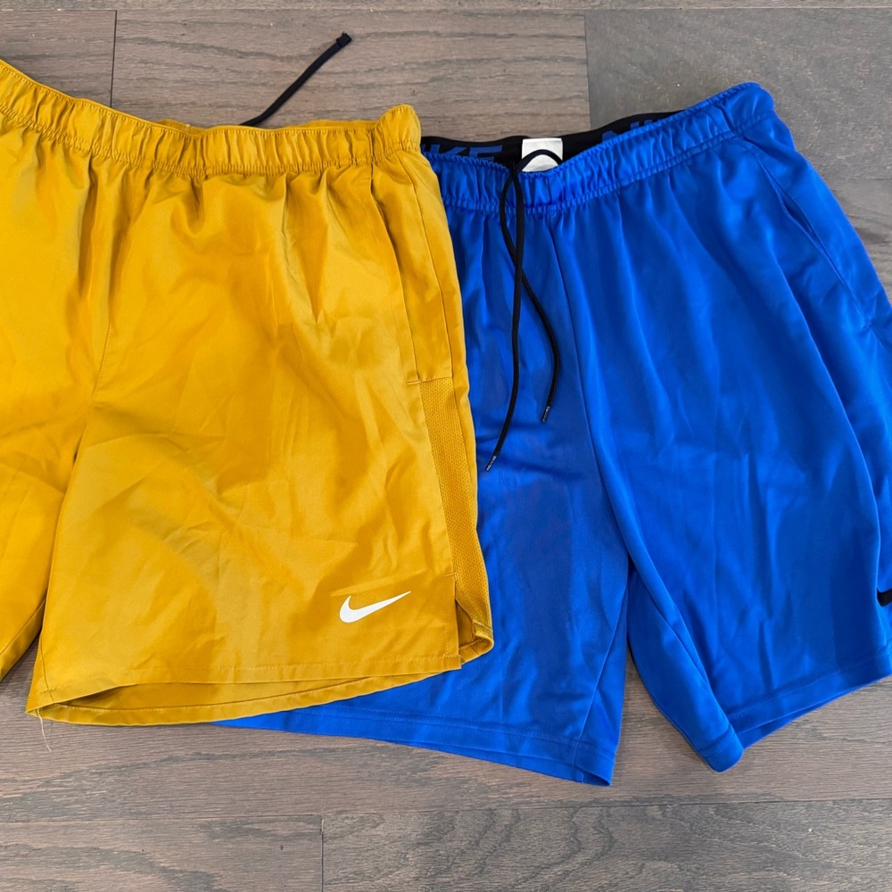 Nike Men's Yellow and Blue Athletic Shorts Duo
